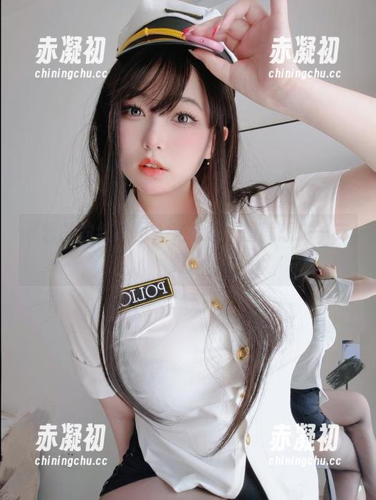 K酱的豹纹原图，光看这一图就想跳一支舞！
