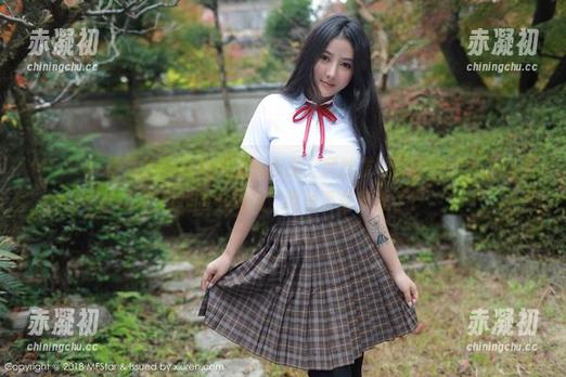 MFStar模范学院 - 观看这组作品，突然发现韩静安的女友好像在和我暗中交流，我是不是多虑了？