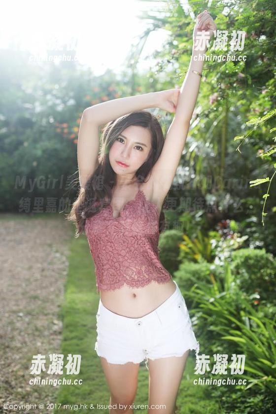 MyGirl美媛馆 - 聚会的气氛不如Carina绮里嘉的圣诞套图，让人更期待点什么，分享尤其这样有趣！