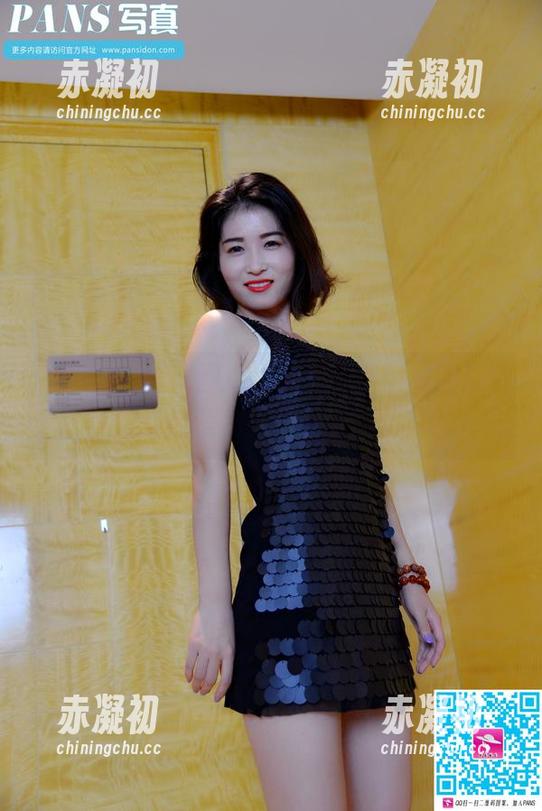 PANS写真 - 图库精选，一窥sisi的泳装，这种自信我打什么工才能有？