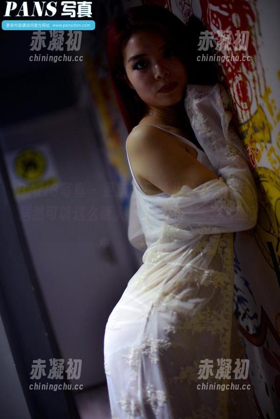 PANS写真 - 更新了！雪儿的短裙作品，居然可以这么诱人，这样的尝试太大胆了。