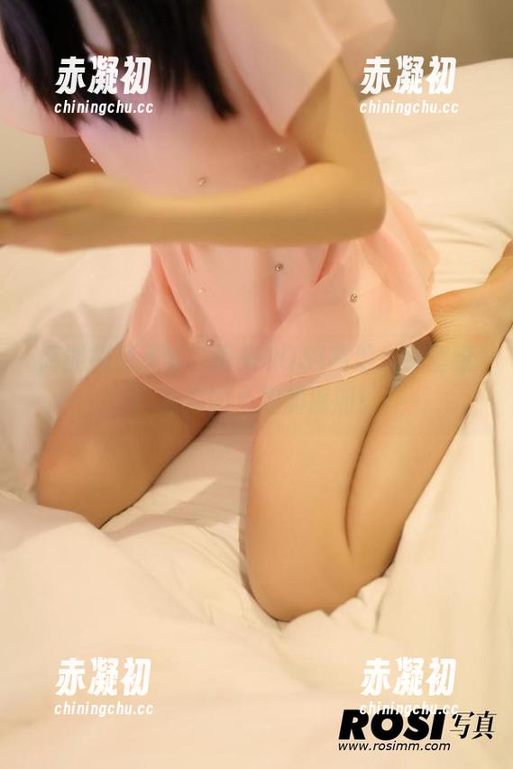 高能视频不够，得来ROSI高清女神壁纸，当你的心理润滑剂！