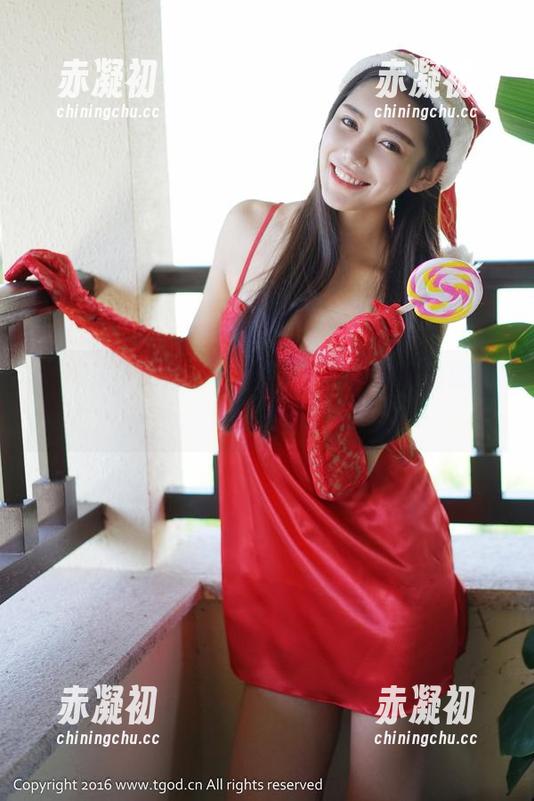 TGOD推女神 - 油亮？是的！王明明的写真集，下载了一定要细品