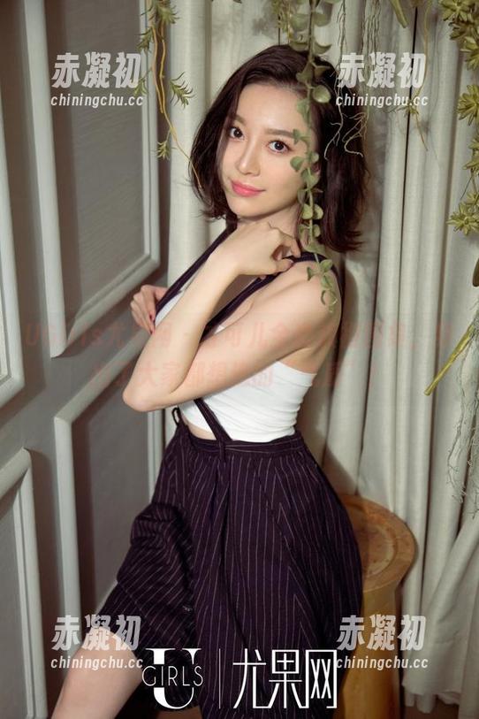 UGirls尤果网 - 才可儿全套旗袍图集，穿出了大家都想追的“气质”！