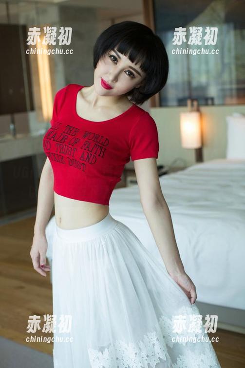 UGirls尤果网 - 谭晓彤的“剧情”居然可以免费还有下载？这也太勤快了吧！