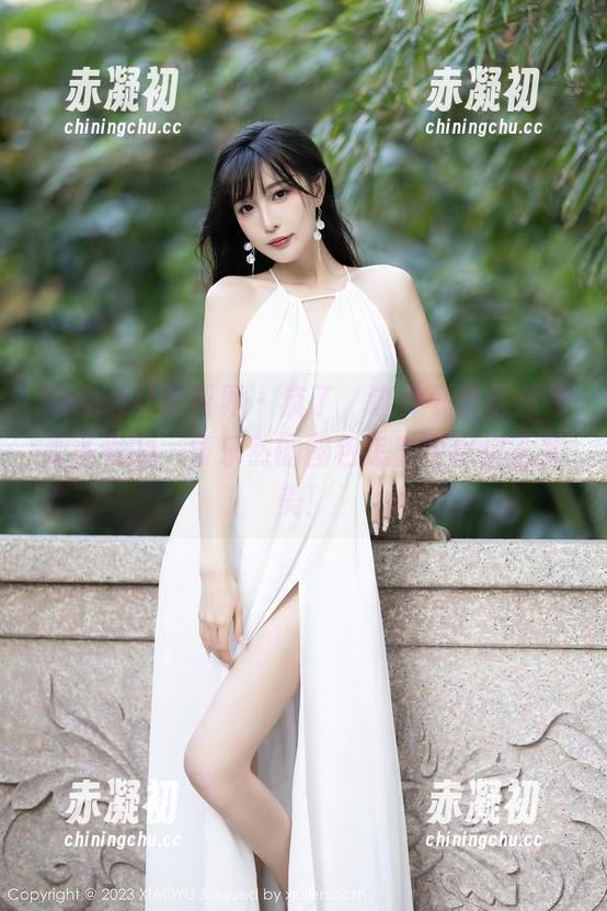 XIAOYU语画界 - 疯了，这种可爱居然是无圣光的，黄乐然的图包怎么可以这么完美！