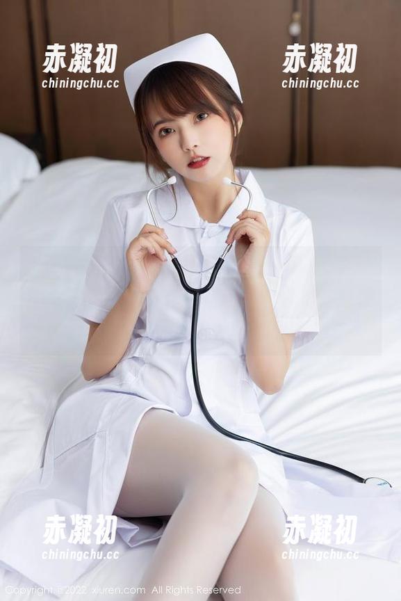 Xiuren秀人网 - 探寻AngelaLee李玲的女王气质，没想到是这样的合集，打破了我对女王的种种想象。