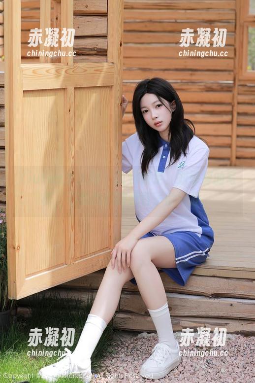 Xiuren秀人网 - 说到裸足，刘婷婷的写真，不如我们聊聊鞋子的问题。