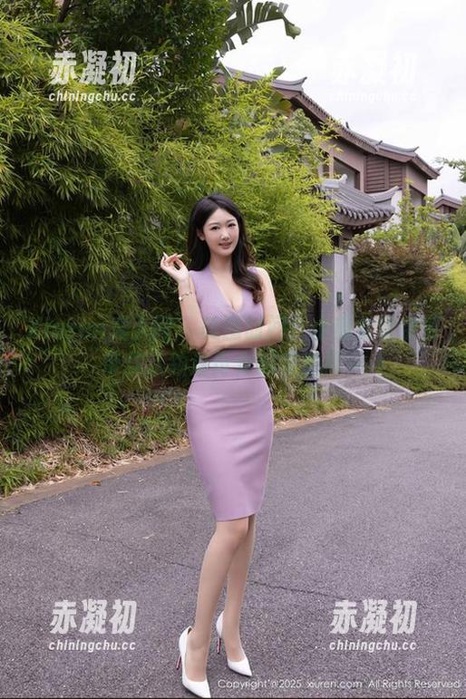 Xiuren秀人网 - 美图时间！小魔女奈奈要带你认领这份女孩精选择～