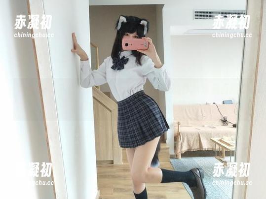 胶带少女不止于此：nagisa魔物喵的作品集是否撼动了你的神经？快来下载试试！