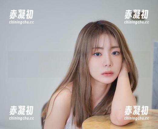 wuyo(우요)的ArtGraviaVol完全解决我对好图的依赖症：原图总有一张中招！