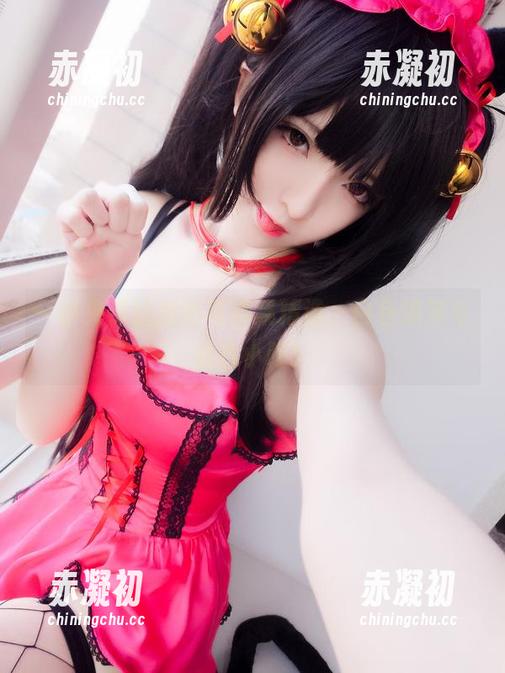 一小央泽的婚纱写真集精选，白色浪漫与橘色小吃！
