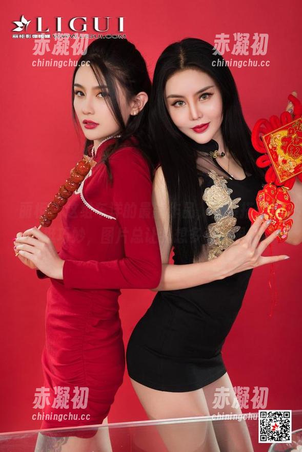 丽柜 - 这组车洋的最新作品，套装搭配得挺巧妙，图片总让我想多看几眼。