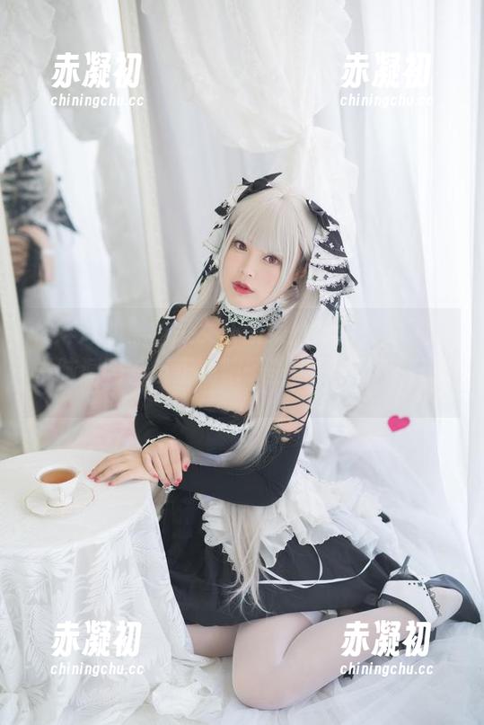 你烨烨的黑枪呆女仆图集，难道是为了引发脑洞吗？反正我脑子里很多人设在打架。
