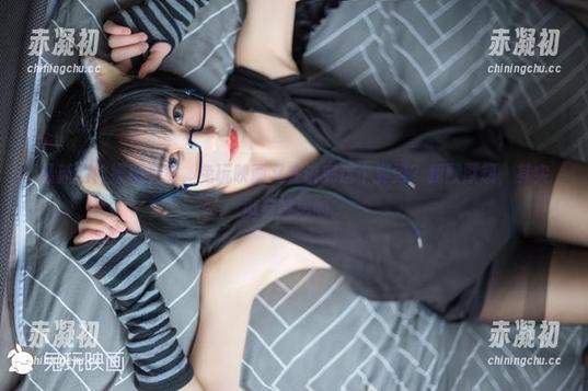 最新的体操服少女，兔玩映画又在讲究这个姿势？我默默想，其实挺有意思的。