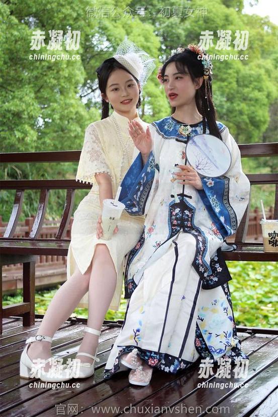 初夏女神 - 安妮与她的光辉岁月：图包分享里的奇遇记