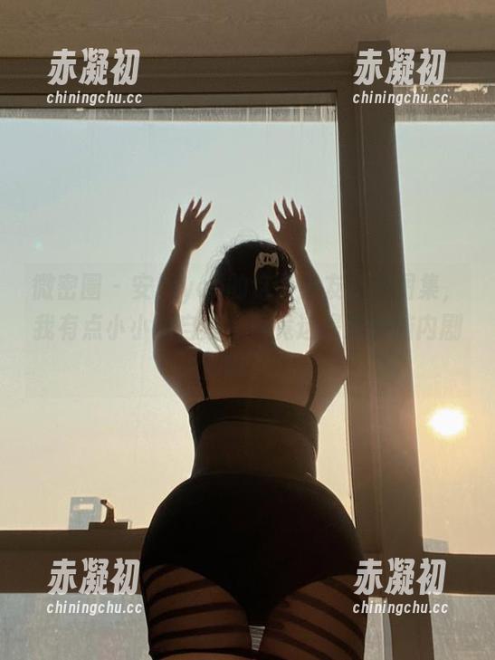 微密圈 - 安妮yoo的这个男友视角图集，我有点小小的自豪，毕竟这是我的脑内剧嘛。