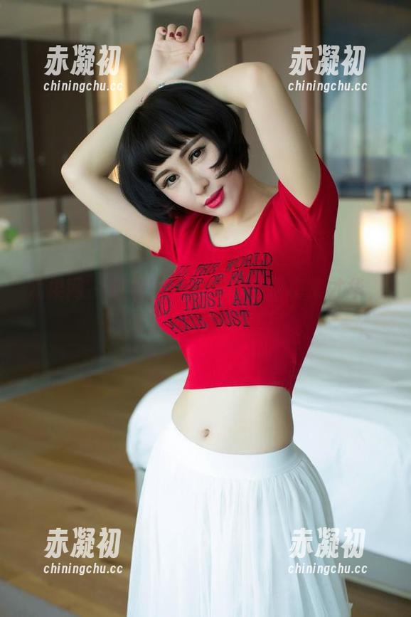 尤果网 - 想看蜜儿和妹妹的写真集才华，这里有一手分享！