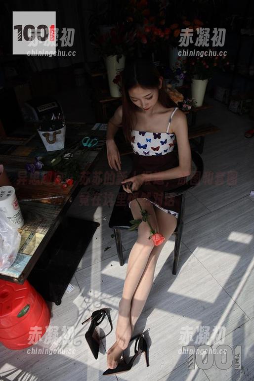 异思趣向 - 苏苏的新人报道，原图和套图竟在这里悄然对话