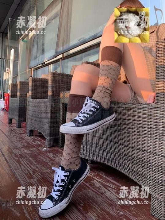 微密圈 - “无敌哒小姨妈”私拍合集：每一套都是心机满满