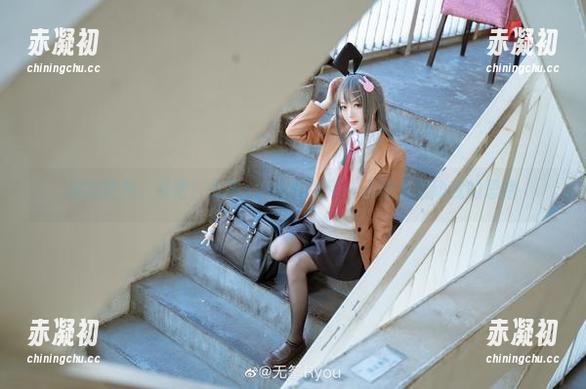 油亮图包，来吧！无筝ryou如何用一点油光撬动我的思绪