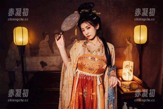 印象派的“双人”：星澜是澜澜叫澜妹呀的写真集里藏了什么？