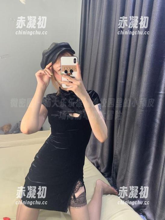 微密圈 - 杨大乐乐很靠谱校园里的小顽皮：一场高清写真大冒险