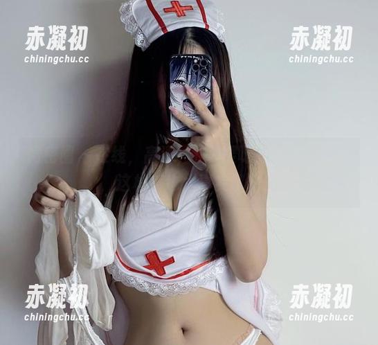 微密圈 - 在线，高清，桃沢樱呀的洞洞包臀裙，这材质也太真实了吧！