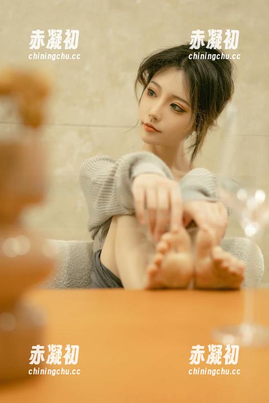 桃良阿宅的最新事业心——职业装，粉嫩的职场新思维！