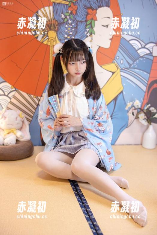 极致的美图，黑丝少女们的姿态太迷人，森萝财团又一次让我惊艳到不行！