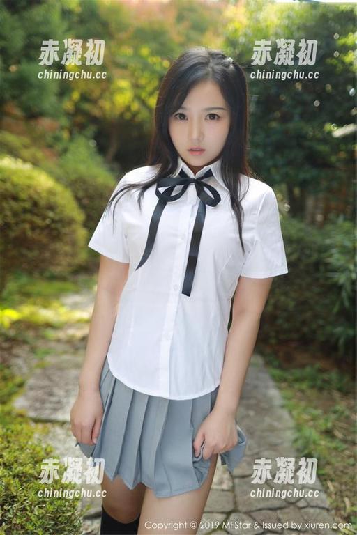 模范学院 - 看了柳侑绮Sevenbaby的图片，难以自拔，这妹妹谁能不爱？