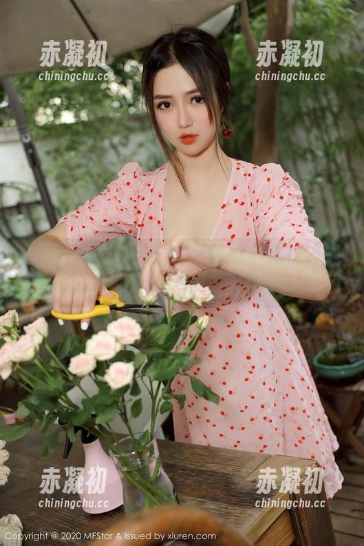 模范学院 - 原图看到眼都晕了！柳侑绮Sevenbaby的死库水表现还是很在线～