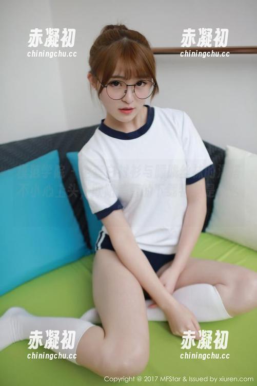 模范学院 - 全套白衬衫与朦胧丝袜的混搭不小心上头，欧阳美萱的下载特典是什么呢？