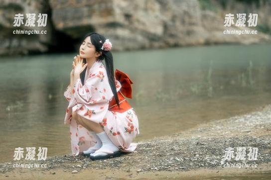 演员樱井宁宁的美丽私拍，甘雨只不过是个借口让我看得入迷！