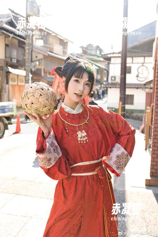 想不到无圣光也能如此动人，橙喵带你潜入摩尔曼斯克，图包一键获取！