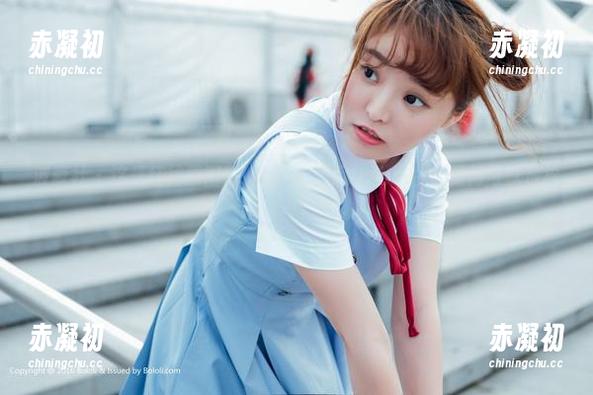 波萝社-K8傲娇萌萌Vivian 波萝社 - 这是红裙原图,K8傲娇萌萌Vivian今天觉得可以放松点?