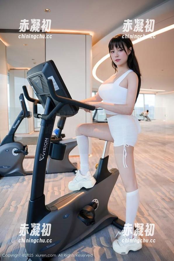 秀人网 - K8傲娇萌萌Vivian的写真集：可爱的套路你再也逃不掉，套图燃爆你的想象！