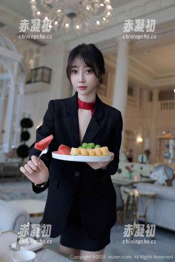 秀人网 - 奶酥女神套图，千万别说我诱惑你哦！