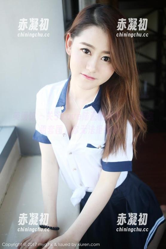 美媛馆 - 关于Love陆瓷的吊带，分享这组套图，你无法拒绝吧。