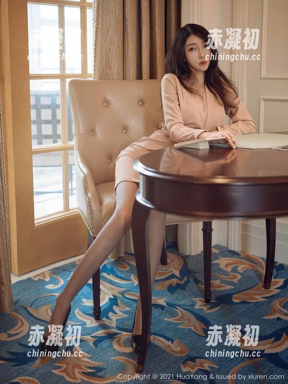 花漾show - 汗，小小的睡衣怎么能让乔漫妮mina显得这么撩？图片更新给你点拨。