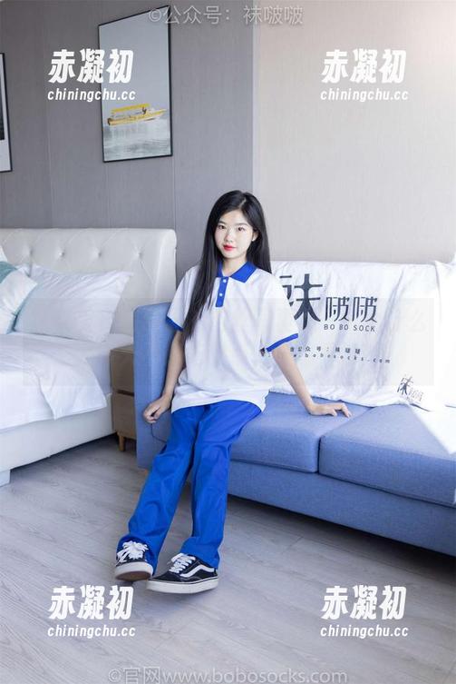 袜啵啵 - 甜甜圈的肉丝写真集——为什么我今天不想吃甜点，只想看你！