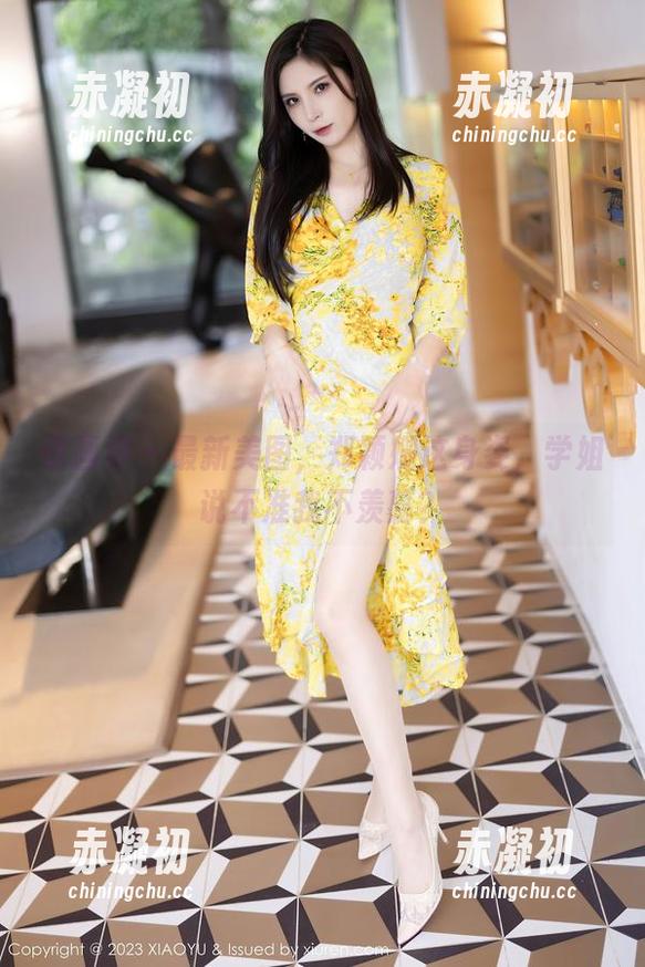 语画界 - 最新美图，郑颖姗这身姿，学姐说不准我不羡慕？