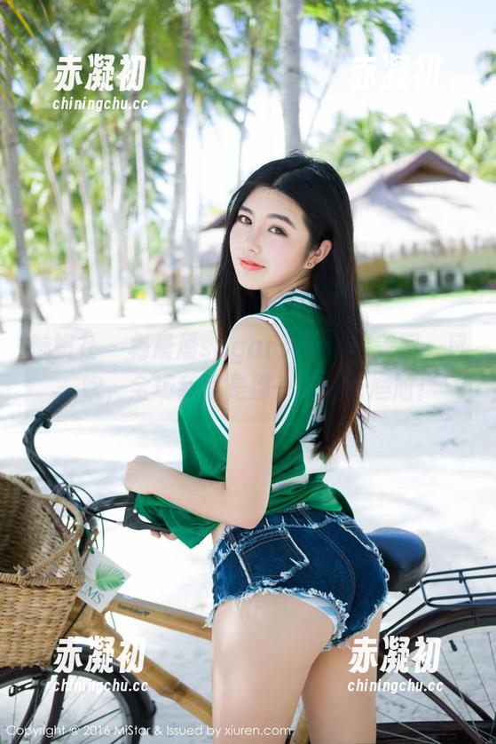 魅妍社 - 杨晨晨sugar天台高清美图，风一吹，全场我就是那一片美与尴尬！